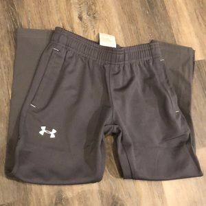 Boys/girls youth small under Armour pants grey nwt
